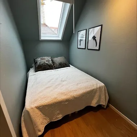 Ross-smauet - Charming House Constructed In 1880 * ברגן